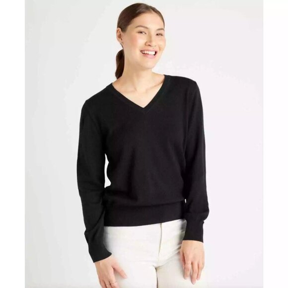 Quince Black Lightweight 100% Merino Wool V-Neck Sweater size Small -Sealed new! - Picture 6 of 8